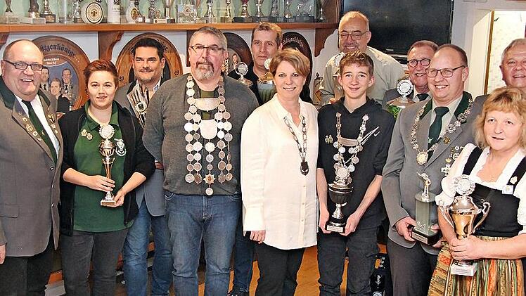 Beim Schützenverein Hubertus Großenbuch fand die Königsproklamation statt.