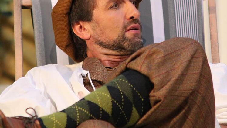 Maler Lawrence Redding (Gerd Kammerer) Foto: Jürgen Gärtner