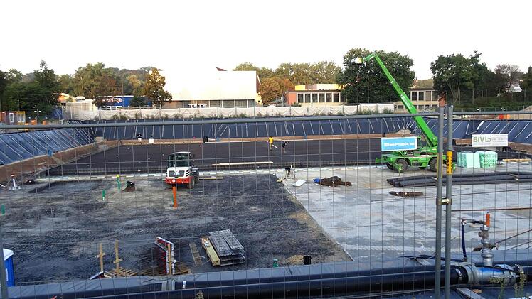 au-Chronik der neuen Angerhalle in Coburg: 9. September 2016.Foto: Jochen Berger