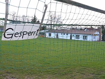 Spielfeld und Sportheim des FCH sollen bald auf Vordermann gebracht werden.Foto: Rainer Lutz