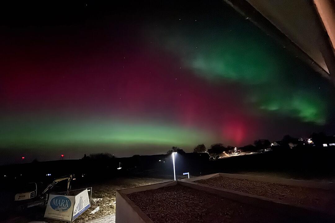 Seltene Polarlichter &uuml;ber Hochfranken