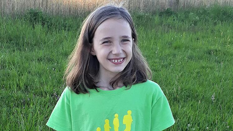 Die kleine Lisa (11) in glücklicher Zeit vor der Operation.
