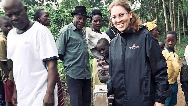 Christine Dittrich freut sich, dass mit den Spenden aus Adelsdorf und Hannberg neue Brunnen gebaut werden können.