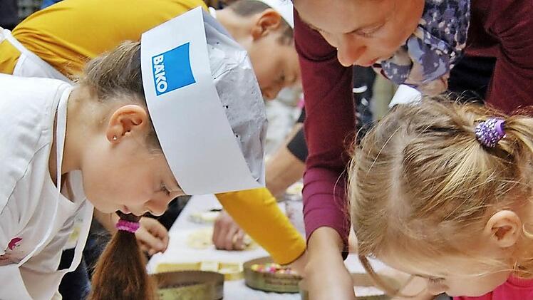 Mandelsplitter, Schokoladenraspel ... das macht Appetit. Foto: Sigismund von Dobschütz