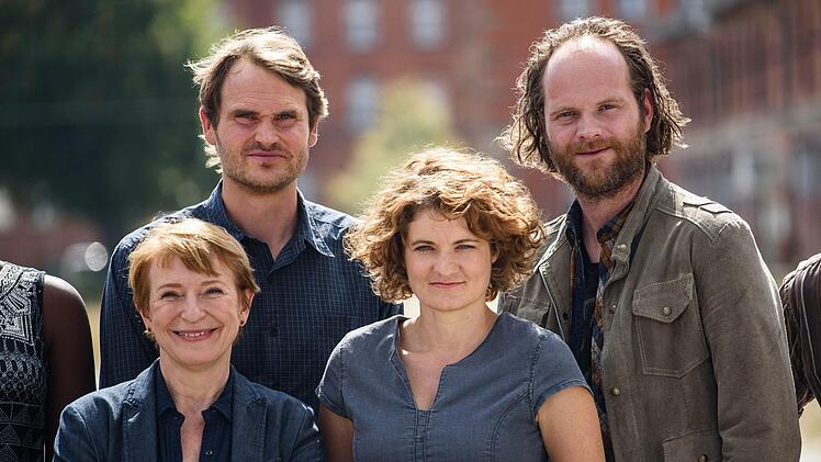 Das Ermittlerteam des Franken-Tatorts am Set des 3. Franken-Tatorts in Bamberg.Foto: Nicolas Armer/dpa