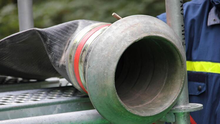 31 Zentimeter Durchmesser hat ein Rohr des THW.
