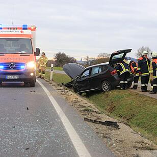 Frontalkollision auf der B4