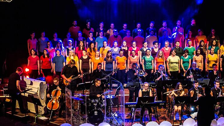 "Dreams and Drums": Impressionen von der Generalprobe mit dem Hochschulchor Coburg und der Hochschul-Bigband.Foto: Jochen Berger