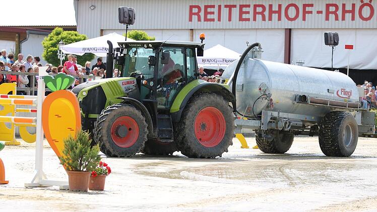 Impressionen vom Reitsport-Turnier in Detter.Sebastian Schmitt