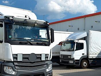 Lkw, Lastwagen, Spedition, Transport, Logistik