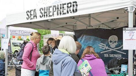 Sea Shepherd warb für die die Erhaltung des marinen Lebensraumes.
