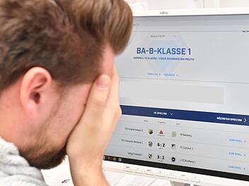 Abgesetzte Spiele, kein geregelter Ligabetrieb und ein neuer Verein mit zweifelhaftem Auftreten: Seit RT Bamberg in der B-Klasse 1 mitspielt, brodelt es gewaltig. Foto: Ronald Rinklef