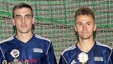 Zwei Pokale heimste der FC Michelau bei der Altliga ein, den für den Turniersieg und den für den Torschützenkönig Thomas Peter (links).