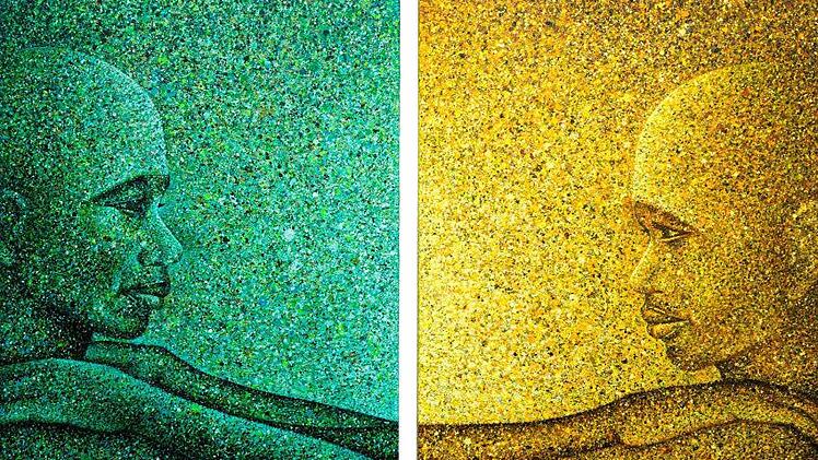 Das Misereor-Fastentuch zeigt überlebensgroße, monochrome Menschen im Profil. Fotos: Krüger-Hundrup/ Misereor