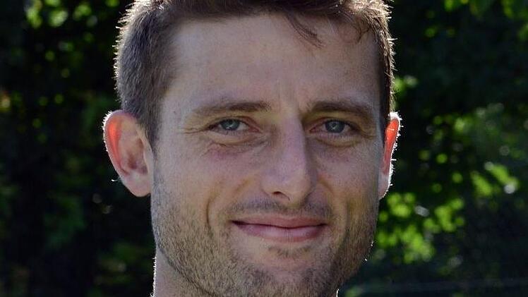 Der US-Amerikaner Erik Mozzo verstärkt ab sofort den Fußball-Landesligisten TSV Sonnefeld. Foto: Dirk Meier