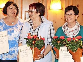 Die Frauenunion Adelsdorf ehrte langjährige Mitglieder. Von links: Karin Frank, Ute Salzner, Uta Möller, Gabriele Hörrlein, Christiane Hubert  Foto: Johanna Blum