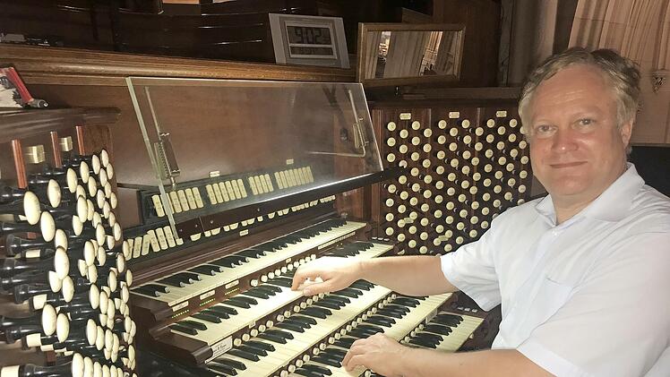 Domorganist Florian Wilkes
