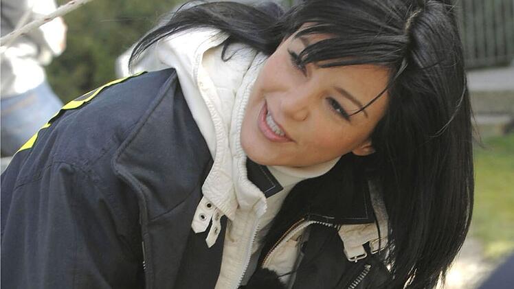 2007 und 2008 war Verona für RTL 2 als "Engel im Einsatz". In der Doku-Soap half sie verzweifelten Menschen aus ganz Deutschland aus ihrer jeweiligen Lebenskrise und packte gerne auch mal selbst mit an.