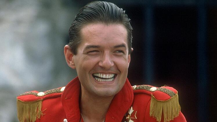 Pop-Provokateur Falco soll "Rock Me Amadeus" sturzbetrunken eingesungen haben.