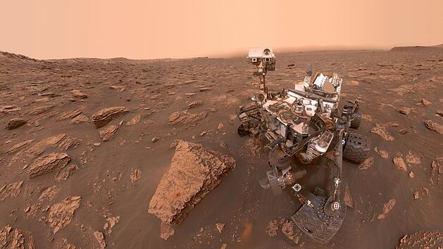 Der Mars Rover "Curiosity" hat einige erstaunliche Aufnahmen gemacht. Ist Leben auf dem Mars möglich?
