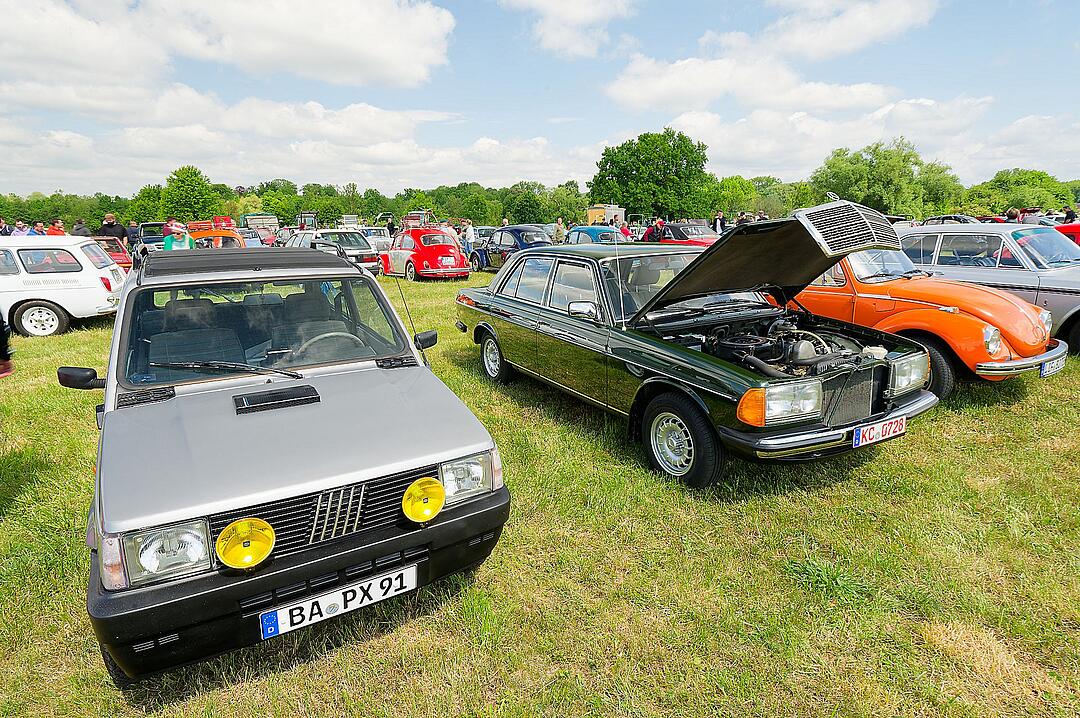 Es kamen viele Oldtimerfreunde.