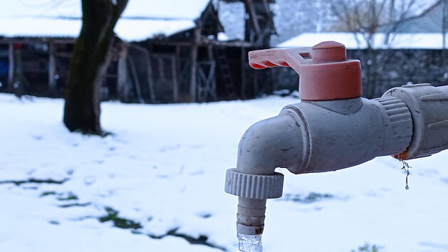 Winter, Eis, gefroren, Wasserleitung