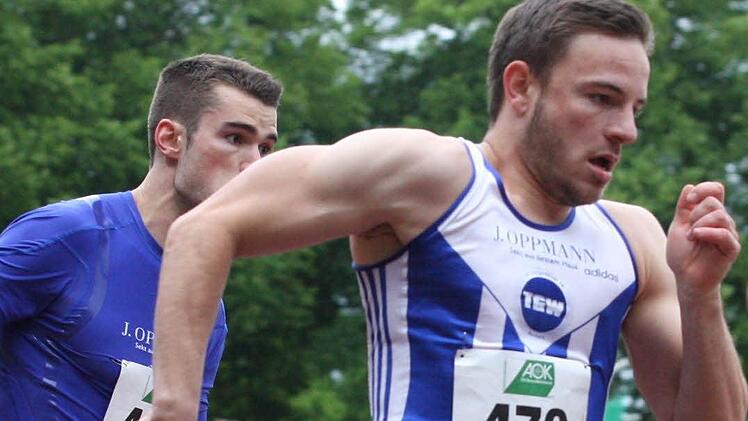 Martin Beck (TG Würzburg) aus Schönderling begann die neue Saison in Schweinfurt mit einer persönlichen Bestleistung über 200 Meter.  Foto: Reinhold Nürnberger