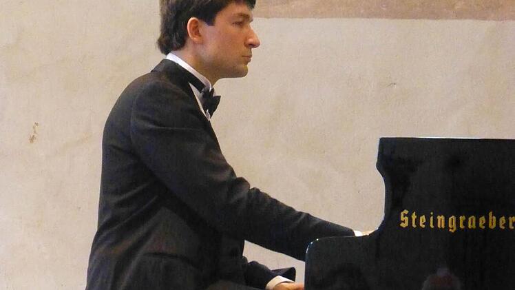 Konstantin Shamray im Kloster Maria Bildhausen. Foto: Ahnert