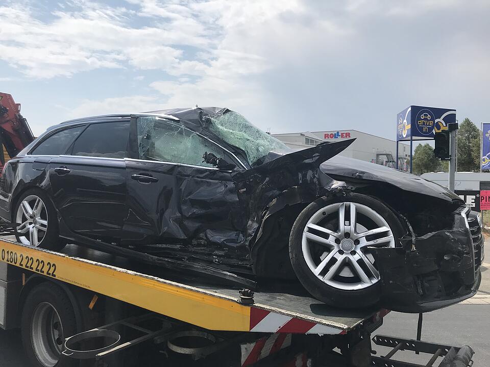 In Bayreuth: Schwerer Verkehrsunfall mit fünf Verletzten
