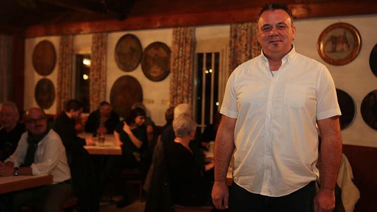 Aufstellungsversammlung für Klaus Backer durch die Initiative "Freier Oberbürgermeister Forchheim". Foto: Barbara Herbst