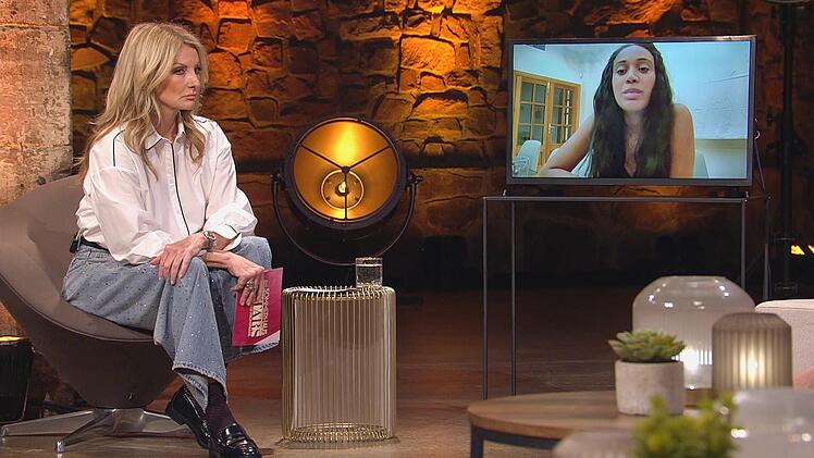 Sarah wurde aus Mallorca zugeschaltet.