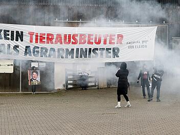 Prozess wegen Protestaktion bei Bauernpr&auml;sident Fel&szlig;ner