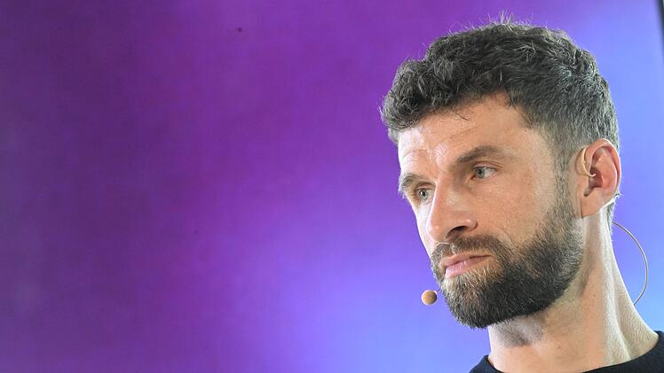 WM 2026: Thomas M&uuml;ller ist "leicht nerv&ouml;s" - und sch&auml;tzt DFB-Chancen ein