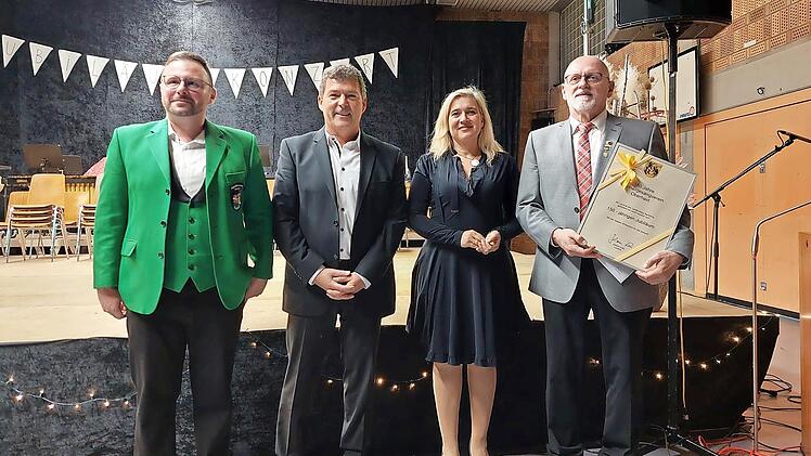 Melanie Huml und Bürgermeister Carsten Joneitis gehörten zu den Ehrengästen der Jubiläumsfeier.