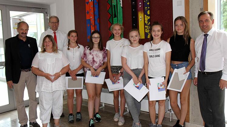 Die Schüler wurden klassenweise geehrt.  Foto: Richard Sänger