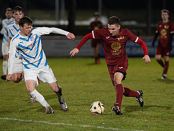 Trotz Alu-Pech: Dampfach schl&auml;gt Ebern