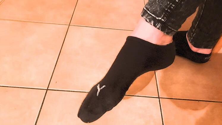 Sind diese Socken für den Winter geeignet? Es gibt da sehr unterschiedliche Ansichtsweisen. Foto: mb
