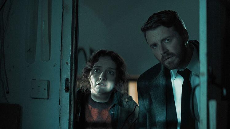 Dass seine Kollegin Sid (Olivia Cooke) wieder auftaucht, haut River Cartwright (Jack Lowden) von den Socken. Aber erstmal m&uuml;ssen gemeinsam einem Killerp&auml;rchen entkommen.