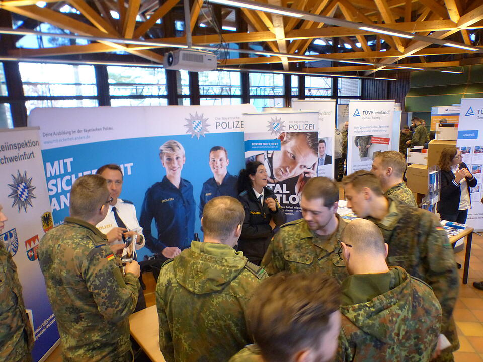 Jobmesse der Bundeswehr