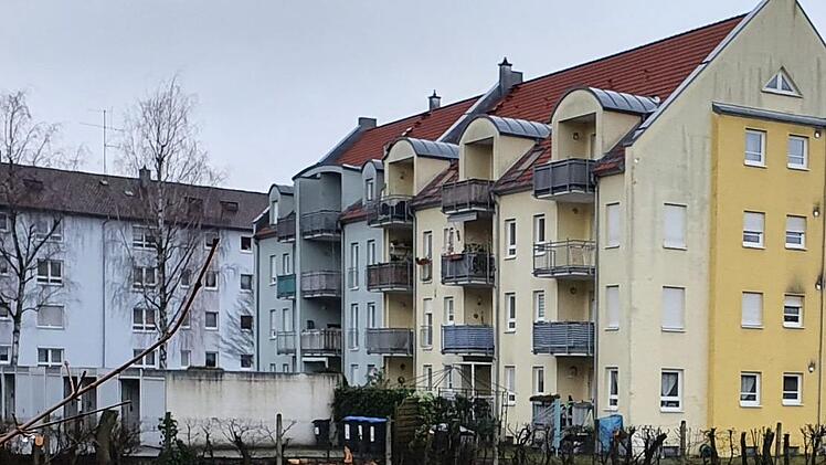 An der Grundstücksgrenze der Käsröthe 1a und 3a wurden Bäume und Büsche abgeholzt. Foto: Ronald Heck