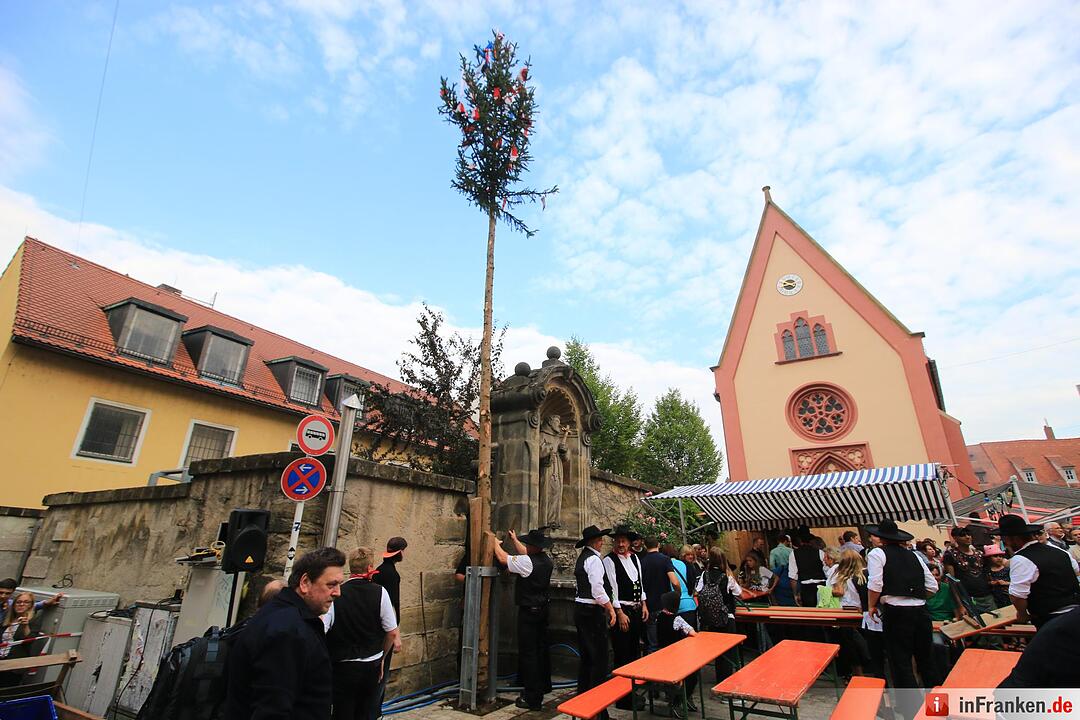 Sandkerwa 2015 - Kerwasbaum-Aufstellen