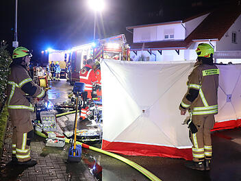 Zwei Tote bei Brand in Einfamilienhaus Zwei Tote bei Brand in Einfamilienhaus
