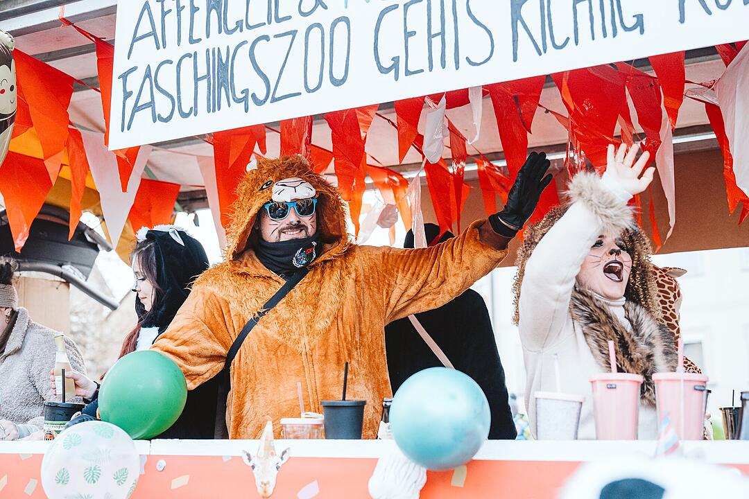 Schallfeld feiert Fasching!