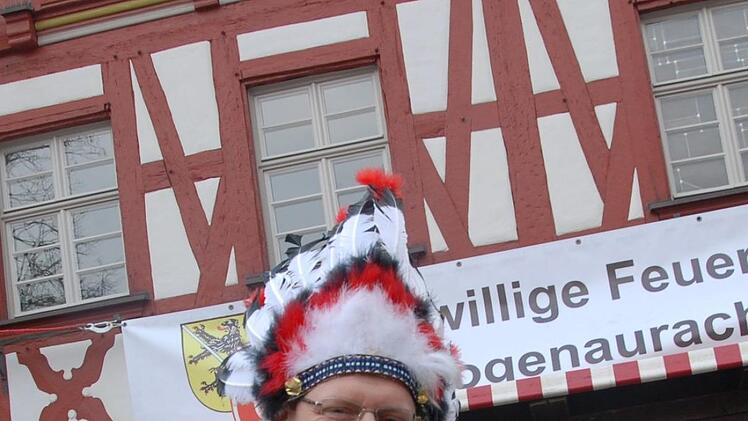 2014: Bürgermeister German Hacker  erneut als Rothaut,  auf unserem Foto mit  Genossin  Petra Mauser, die auch heuer für die SPD-Stadtratsliste  kandidiert.