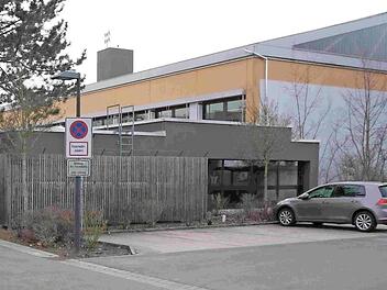 Die Sporthalle der Mittelschule wird zum Impfzentrum.