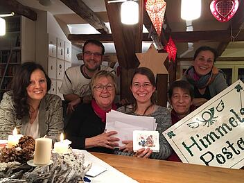 Eine Auswahl an Briefen zum Schmunzeln. Foto: Schikora