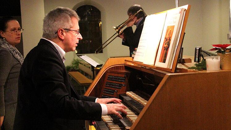 Bekannt für seine Konzerte im In- und Ausland ist der Kerkrader Organist Tjeu Zeijen.