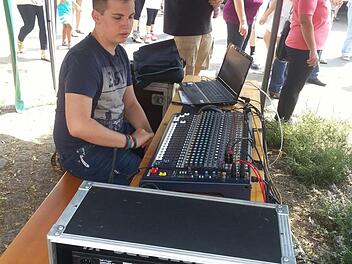 Lorenz Hummel beim Dorffest in AdelsdorfFoto: Johanna Blum