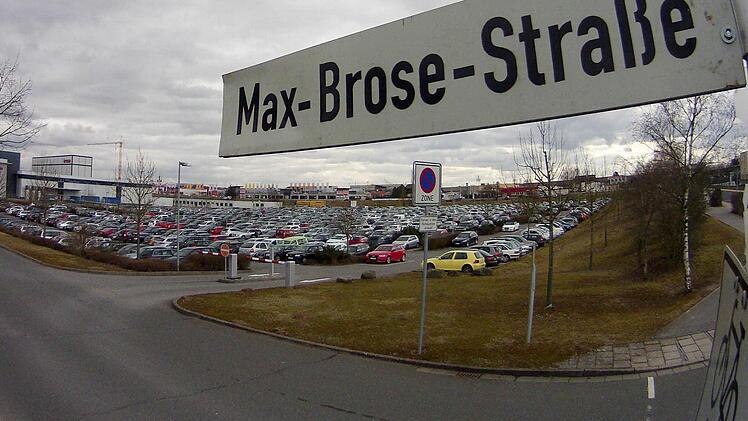 Wird es sie auch in Coburg bald geben - so wie hier in Hallstadt? Die Diskussion um eine Max-Brose-Straße geht weiter. Foto: CT-Archiv