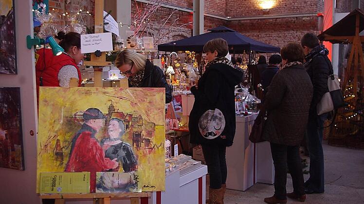Beim Martini Markt gab es jede Menge wunderschöne, selbst hergestellte Weihnachtsdeko zu bewundern und natürlich auch zu kaufen. Foto: Heike Schülein